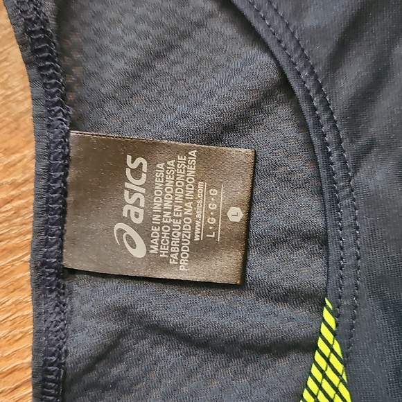 ASICS Racing Singlet - Picture 2 of 6